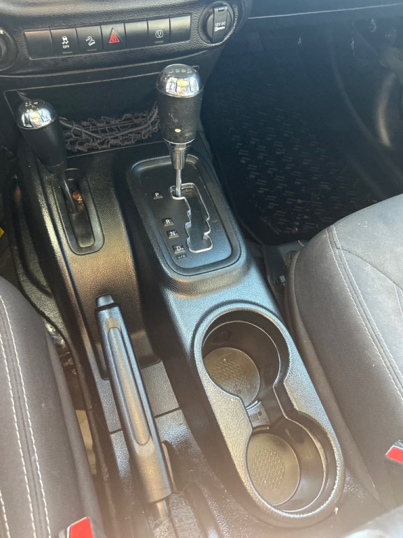 2018 Jeep Wrangler Image 12