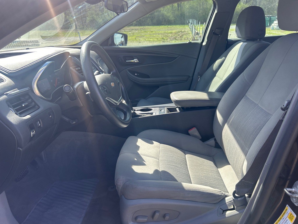 2015 Chevrolet Impala Image 11