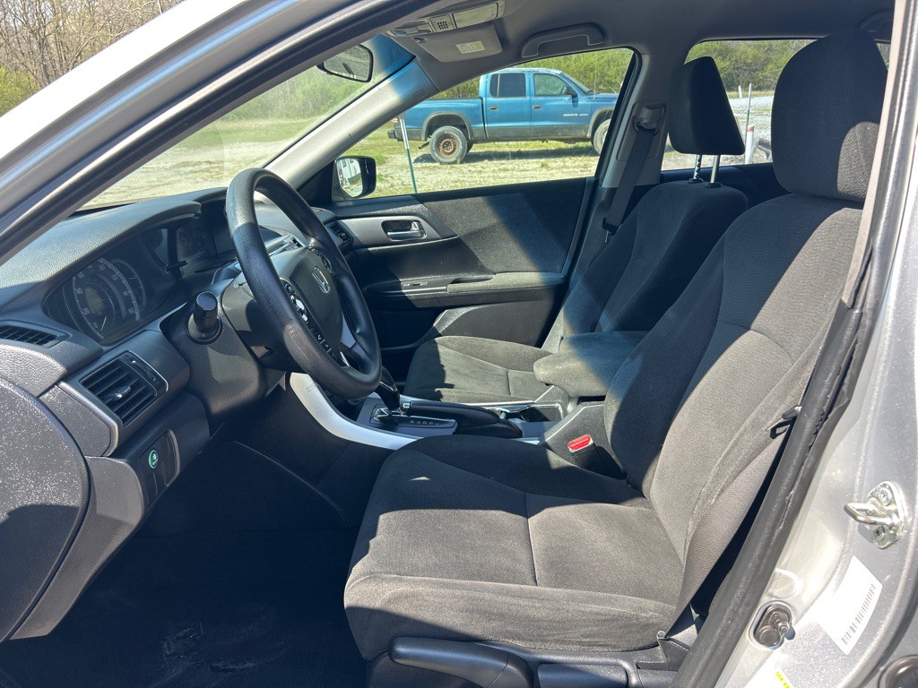 2013 Honda Accord Image 8