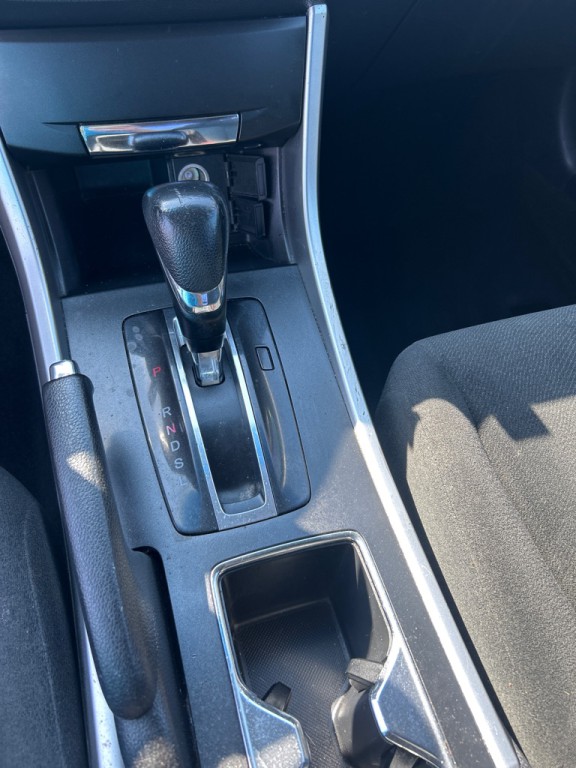 2013 Honda Accord Image 13