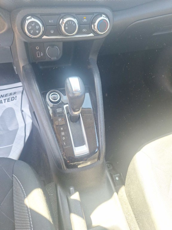 2020 Nissan Kicks Image 13