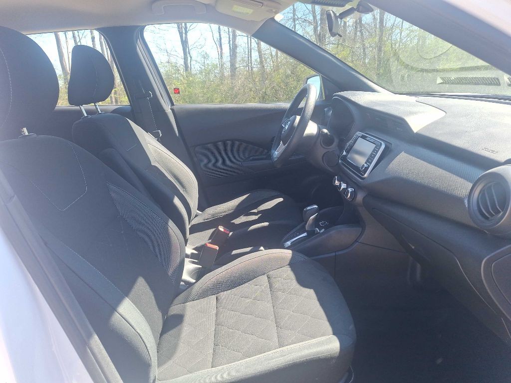 2020 Nissan Kicks Image 18