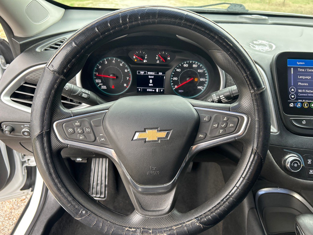 2021 Chevrolet Malibu Image 9