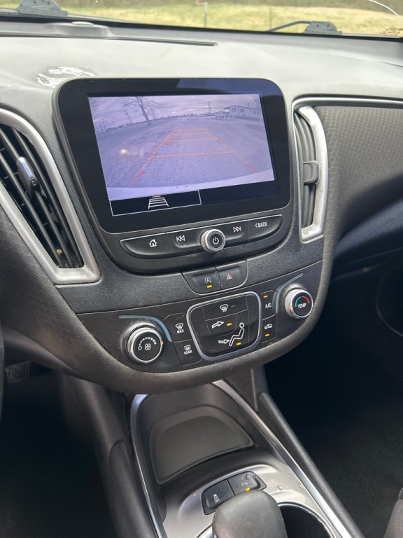 2021 Chevrolet Malibu Image 12