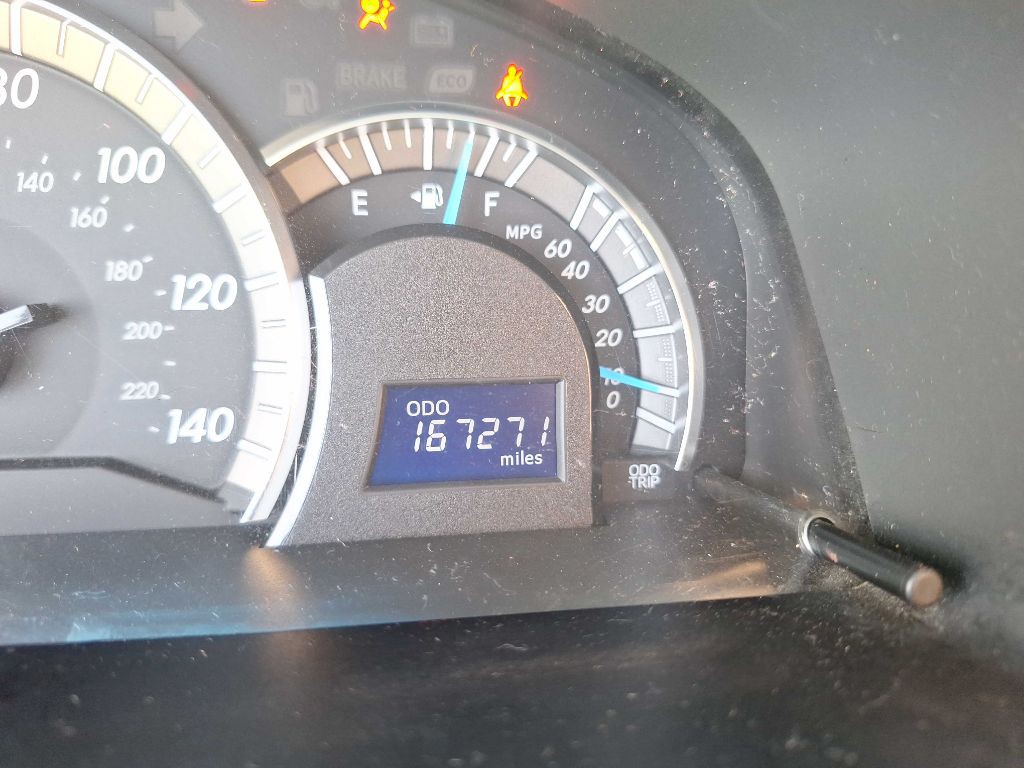 2014 Toyota Camry Image 10