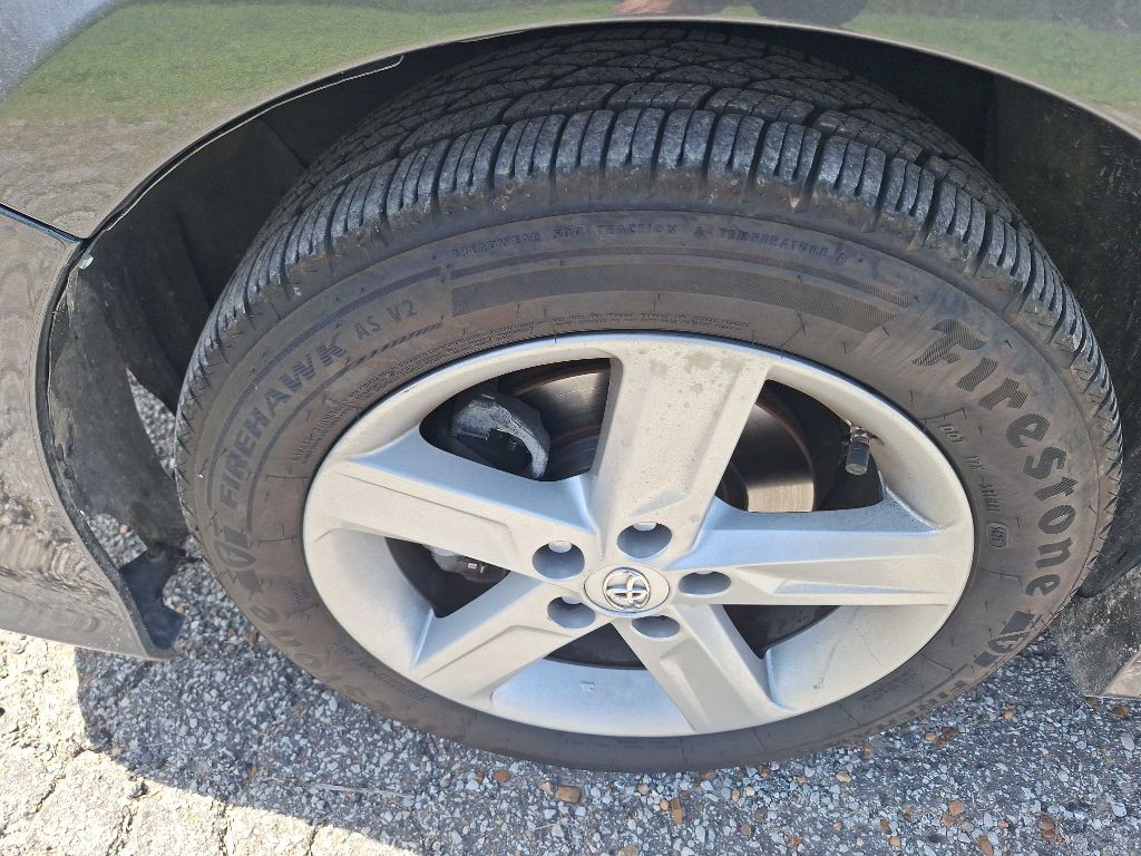 2014 Toyota Camry Image 20