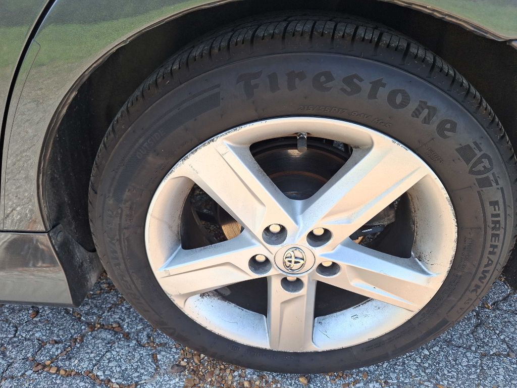 2014 Toyota Camry Image 23