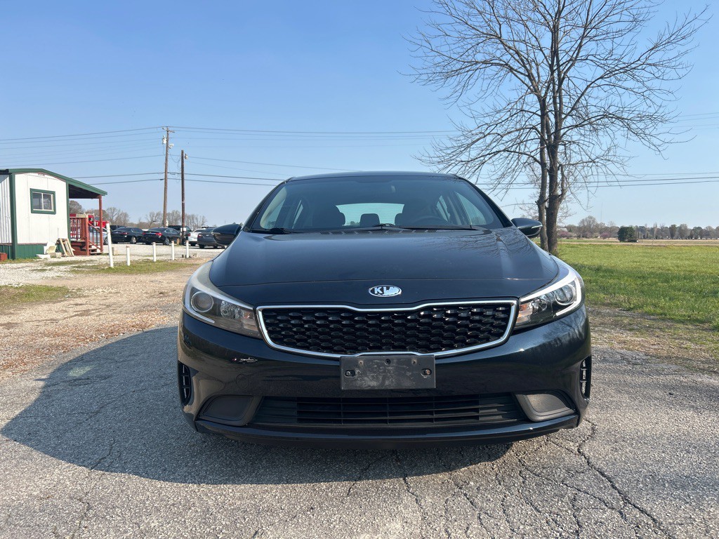 2017 Kia Forte Image 25