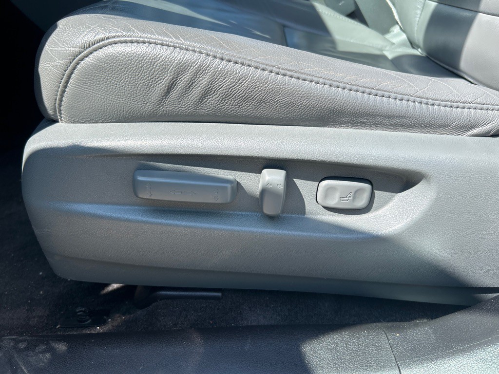 2016 Acura MDX Image 16