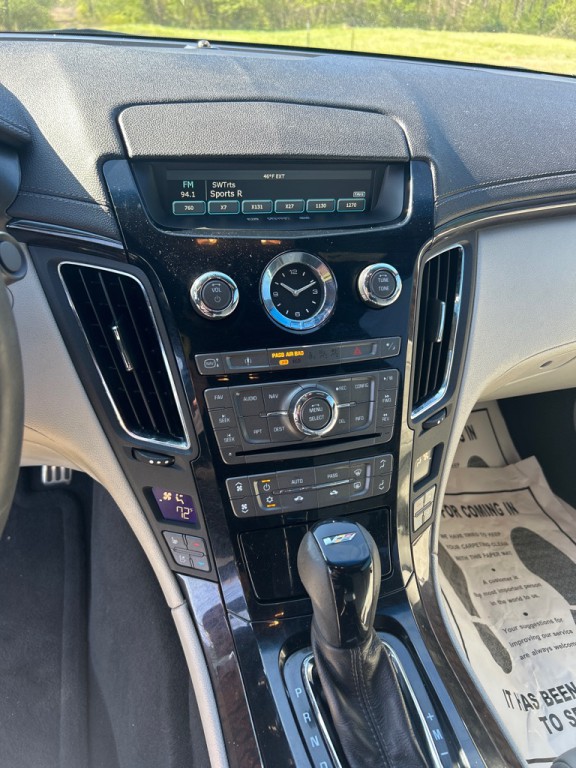 2011 Cadillac CTS Image 11