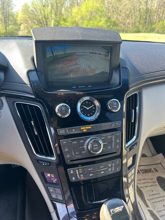 2011 Cadillac CTS Image 12