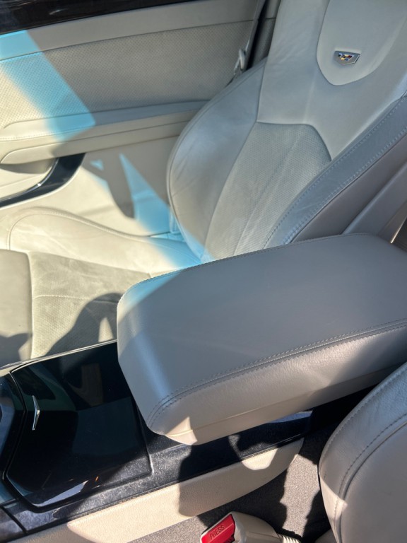 2011 Cadillac CTS Image 13