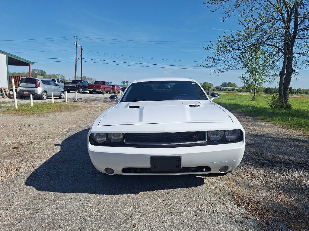 2012 Dodge Challenger Image 2