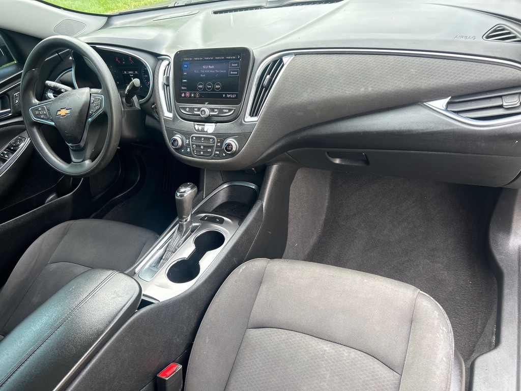 2020 Chevrolet Malibu Image 18