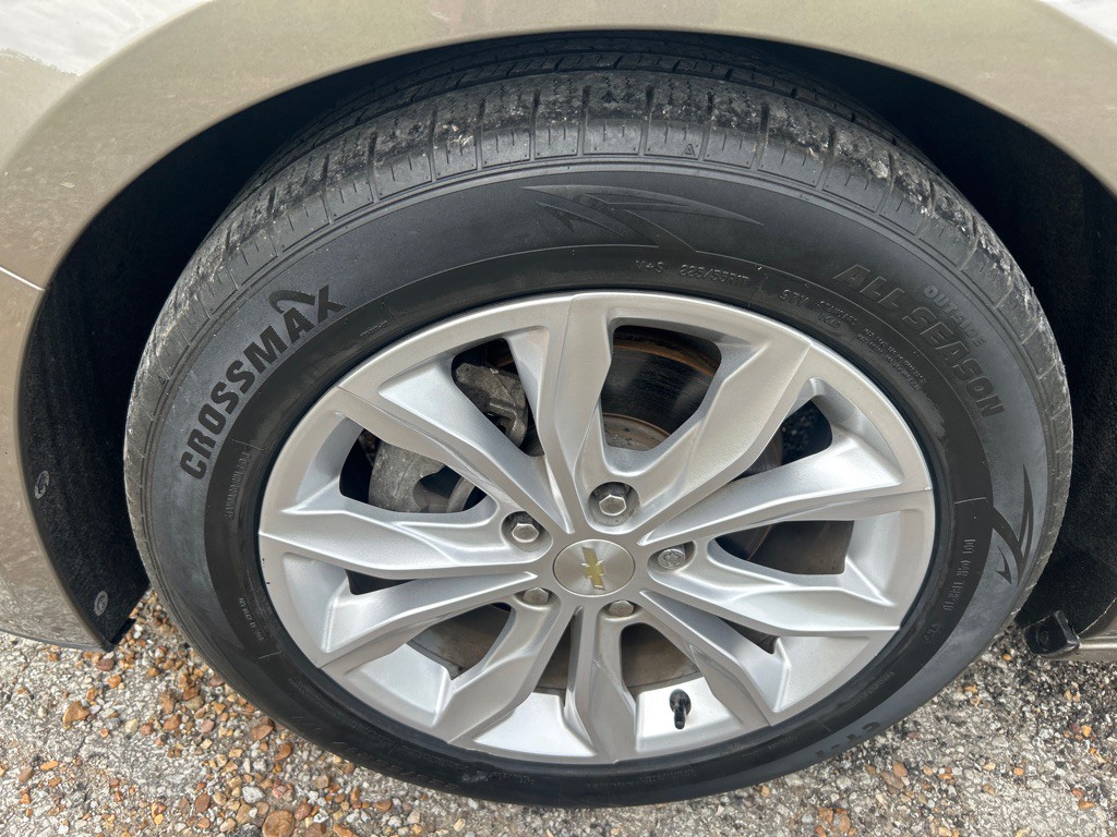 2020 Chevrolet Malibu Image 21