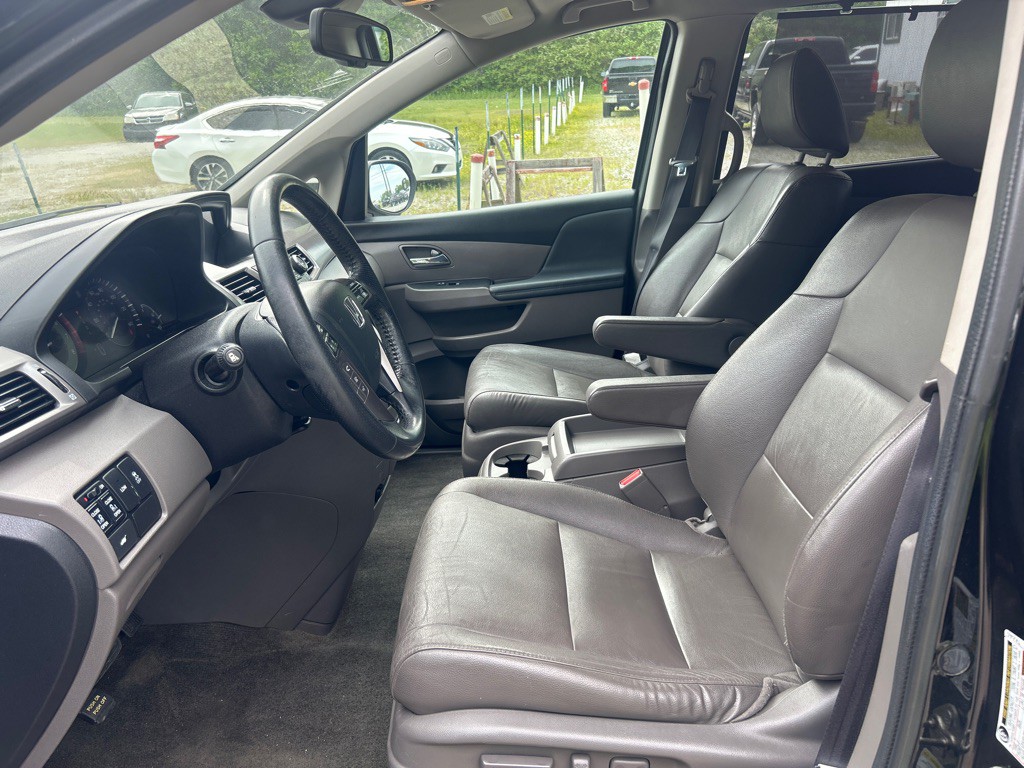 2017 Honda Odyssey Image 8