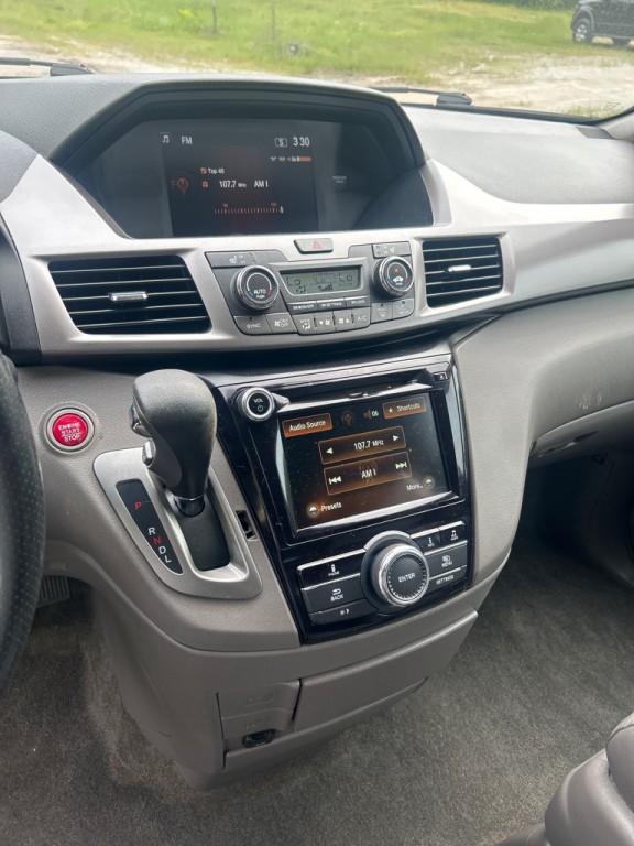 2017 Honda Odyssey Image 11