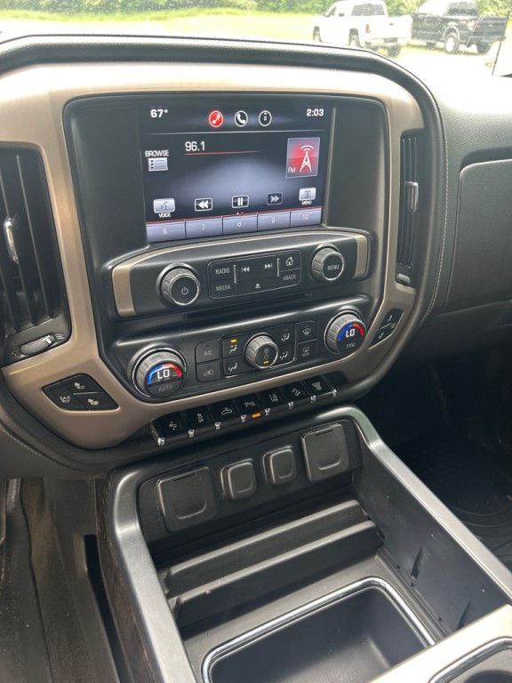 2015 GMC Sierra Image 11