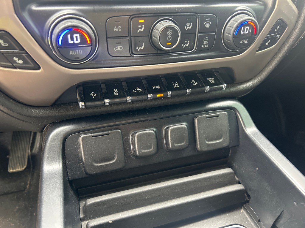 2015 GMC Sierra Image 13