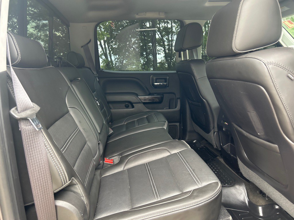 2015 GMC Sierra Image 23