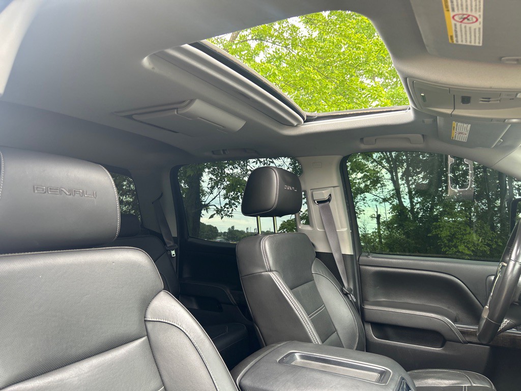 2015 GMC Sierra Image 26