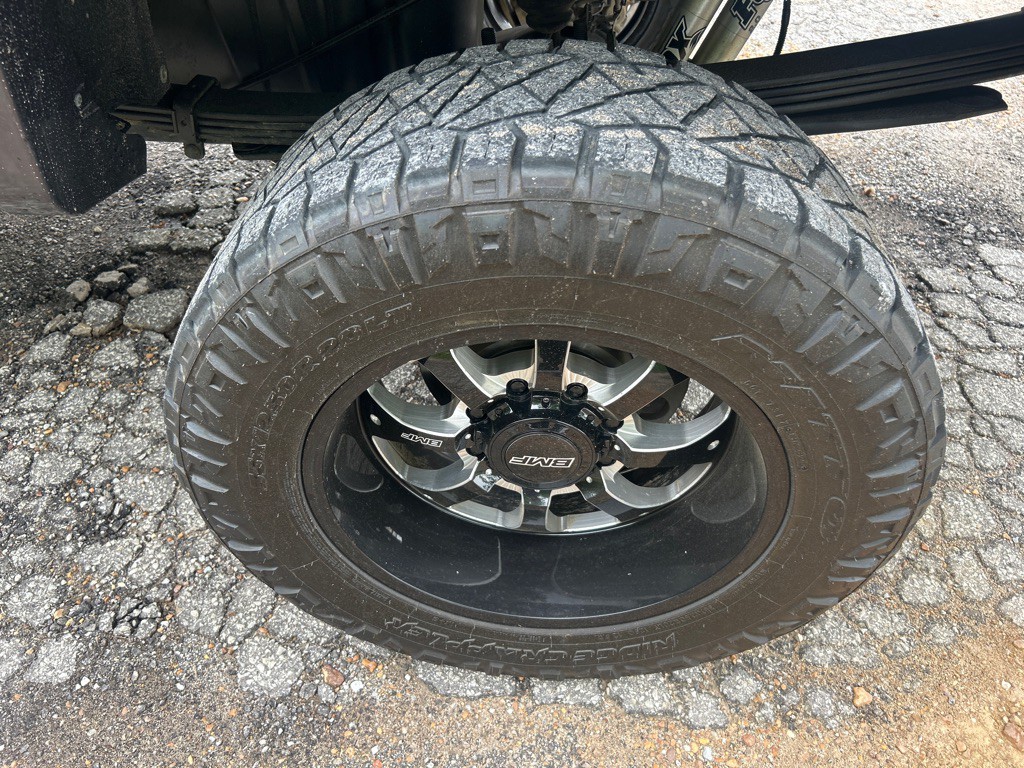 2015 GMC Sierra Image 30