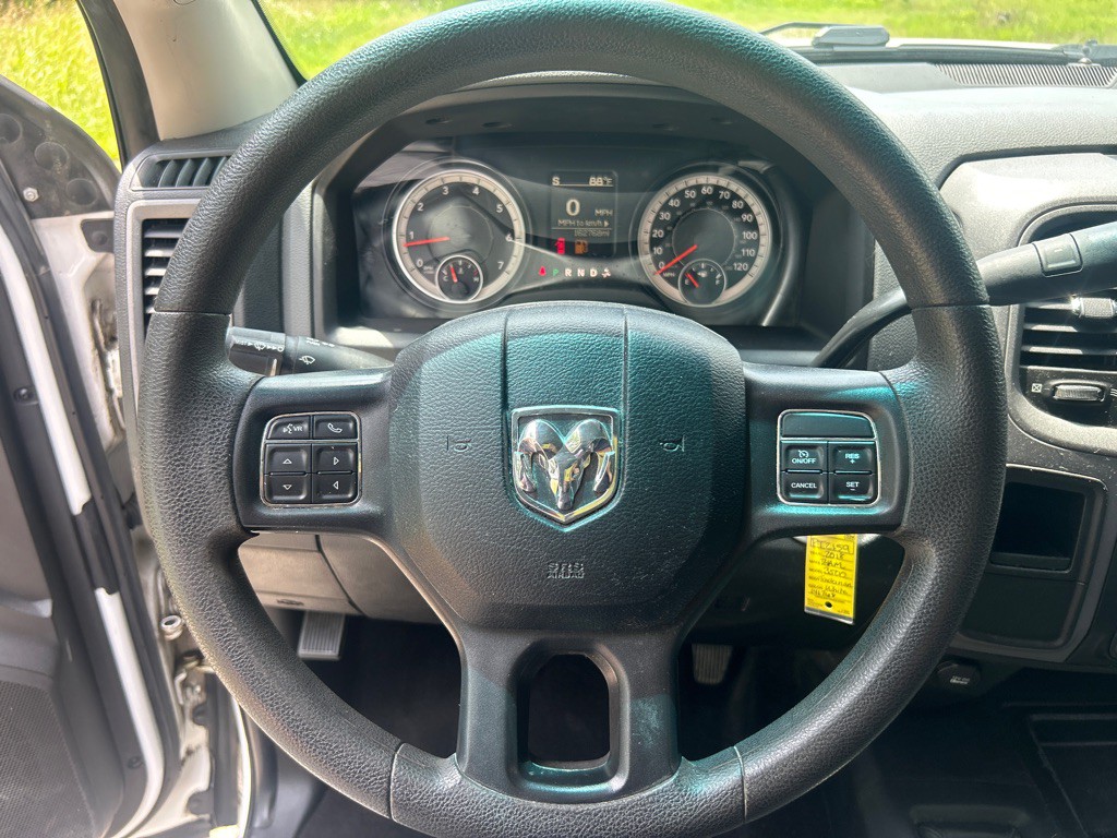 2018 RAM 3500 Image 9