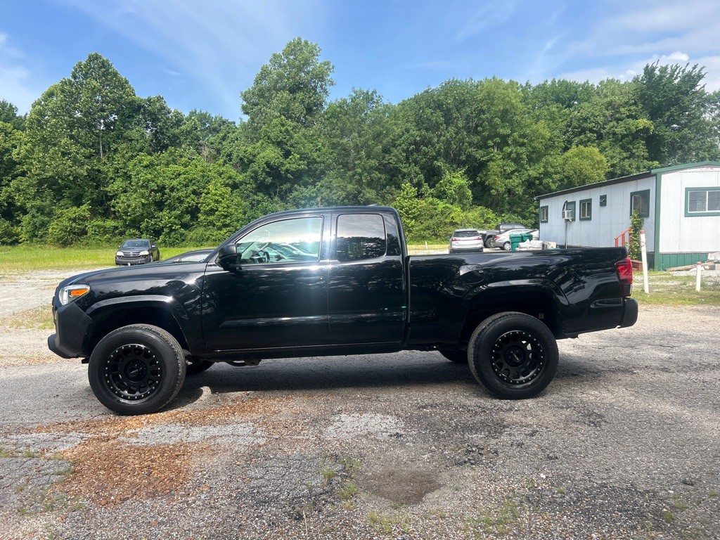 2021 Toyota Tacoma Image 5