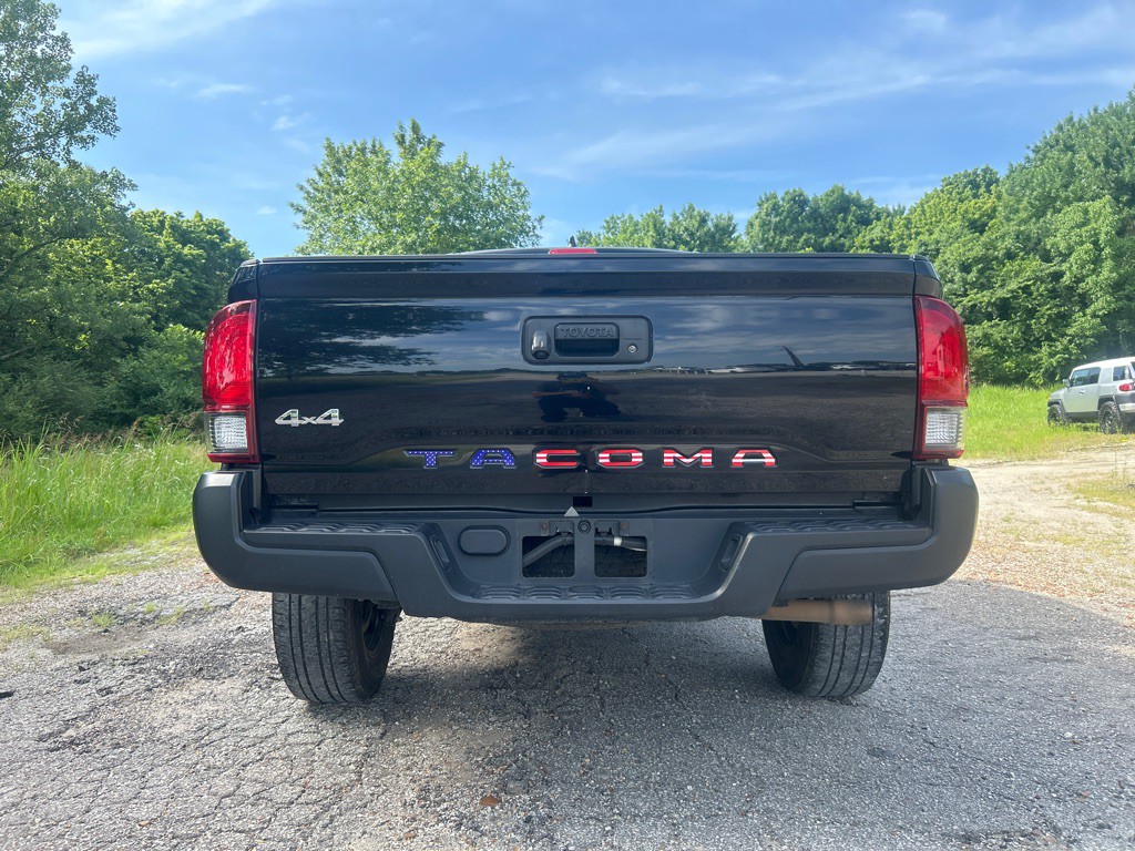 2021 Toyota Tacoma Image 25