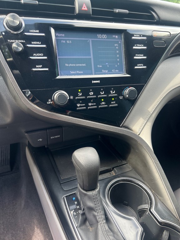2020 Toyota Camry Image 11