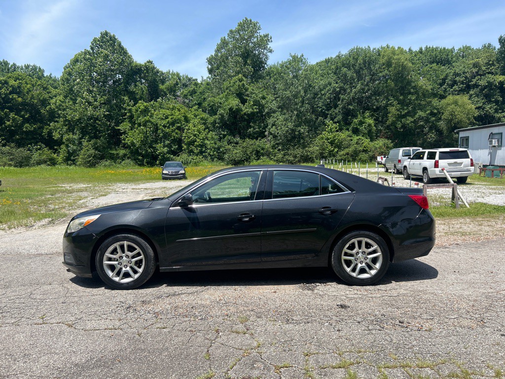 2013 Chevrolet Malibu Image 5