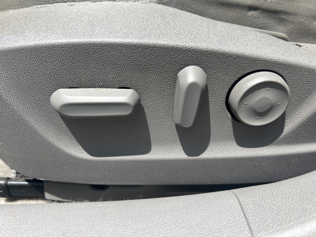 2013 Chevrolet Malibu Image 15