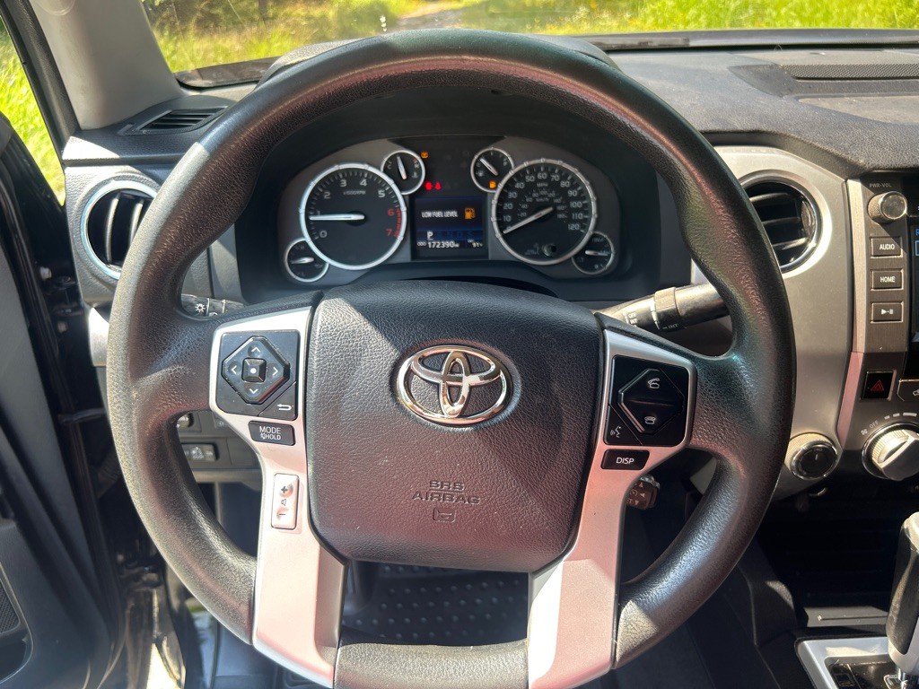 2016 Toyota Tundra Image 9