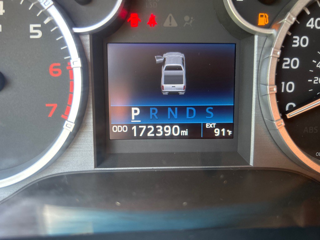 2016 Toyota Tundra Image 10