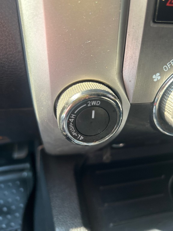 2016 Toyota Tundra Image 13