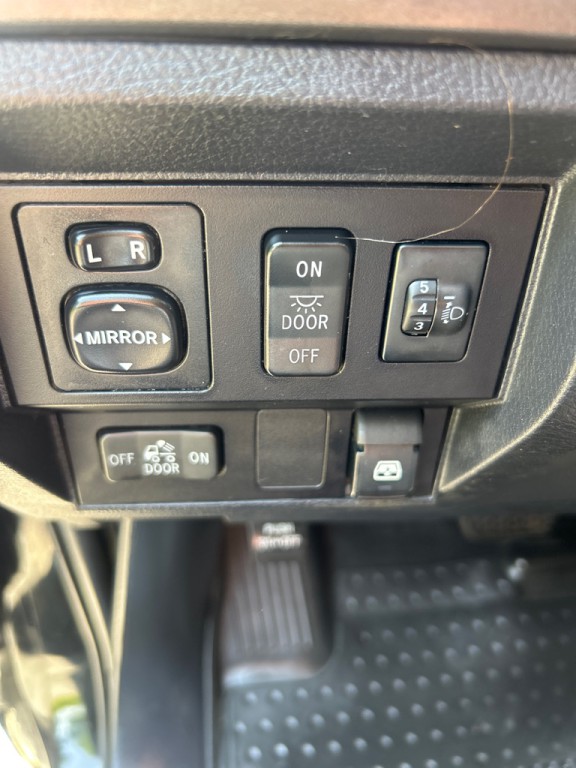 2016 Toyota Tundra Image 17