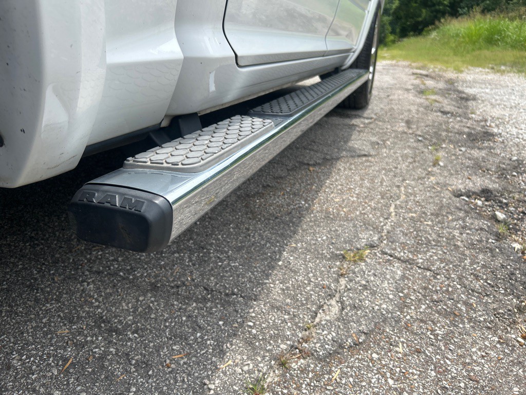 2015 RAM 1500 Image 31