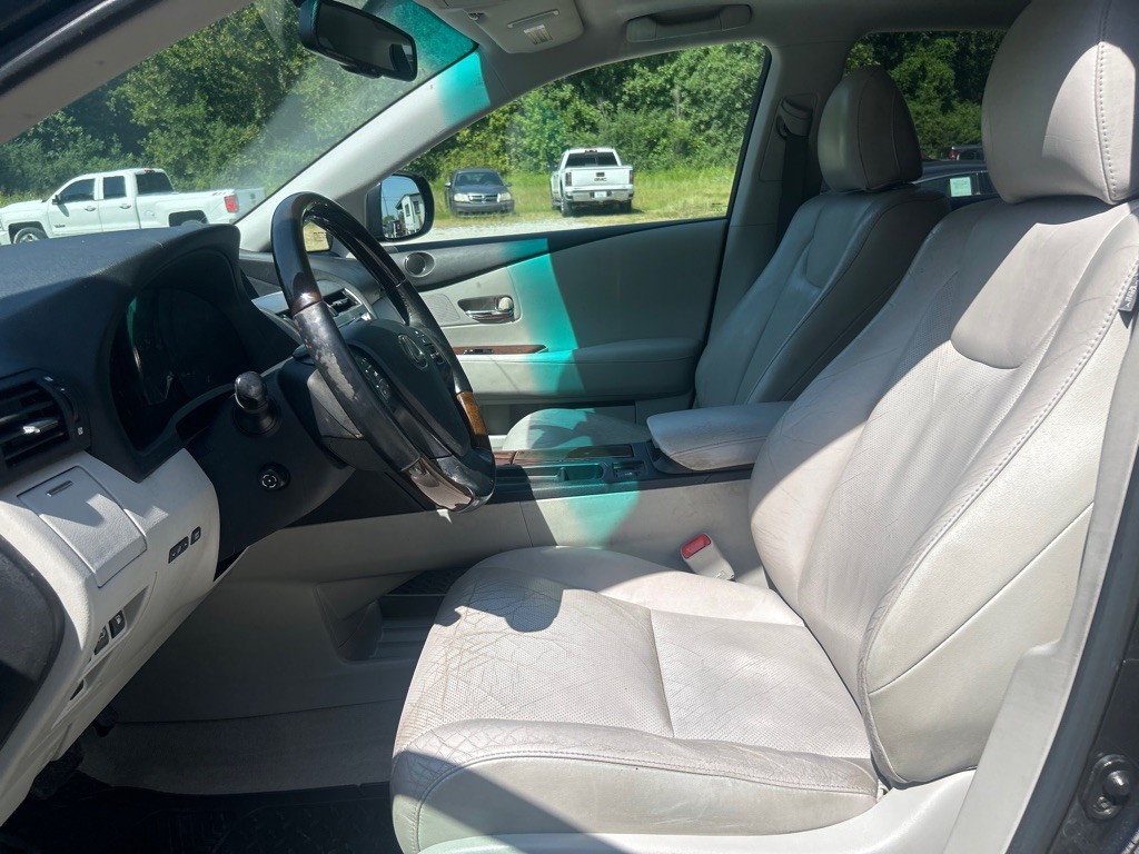 2010 Lexus RX Image 8