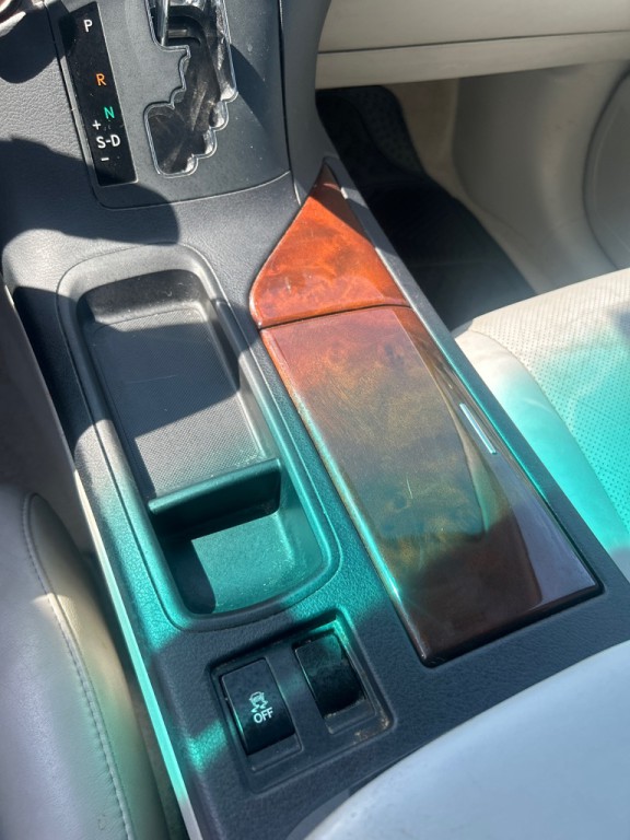 2010 Lexus RX Image 13