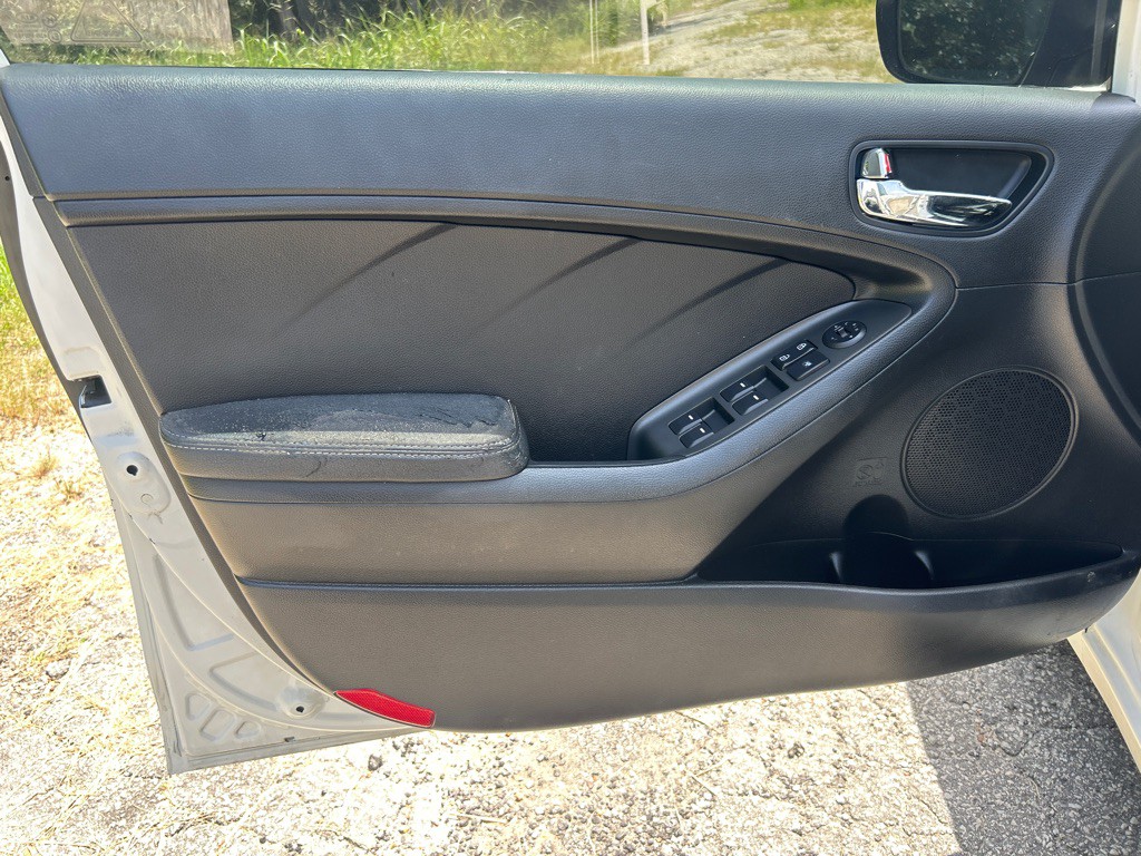 2016 Kia Forte Image 7