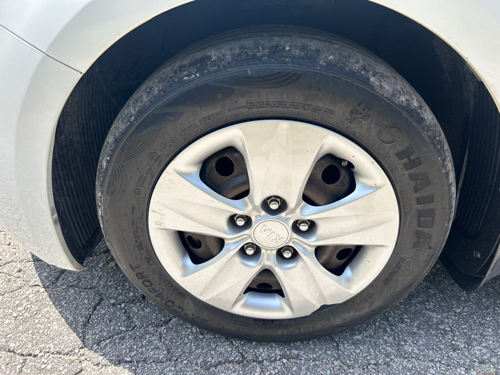 2016 Kia Forte Image 20