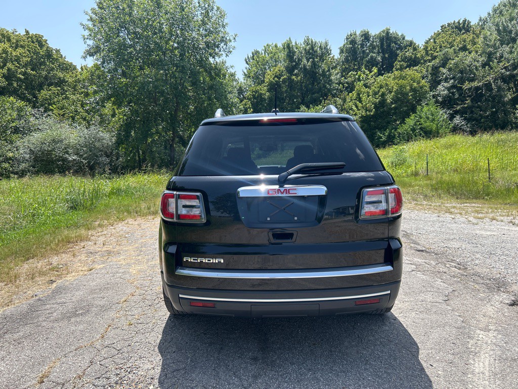 2016 GMC Acadia Image 4