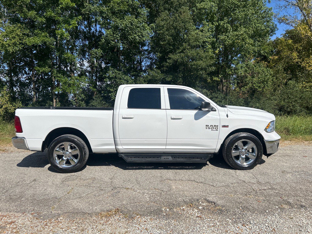 2019 RAM 1500 Image 6