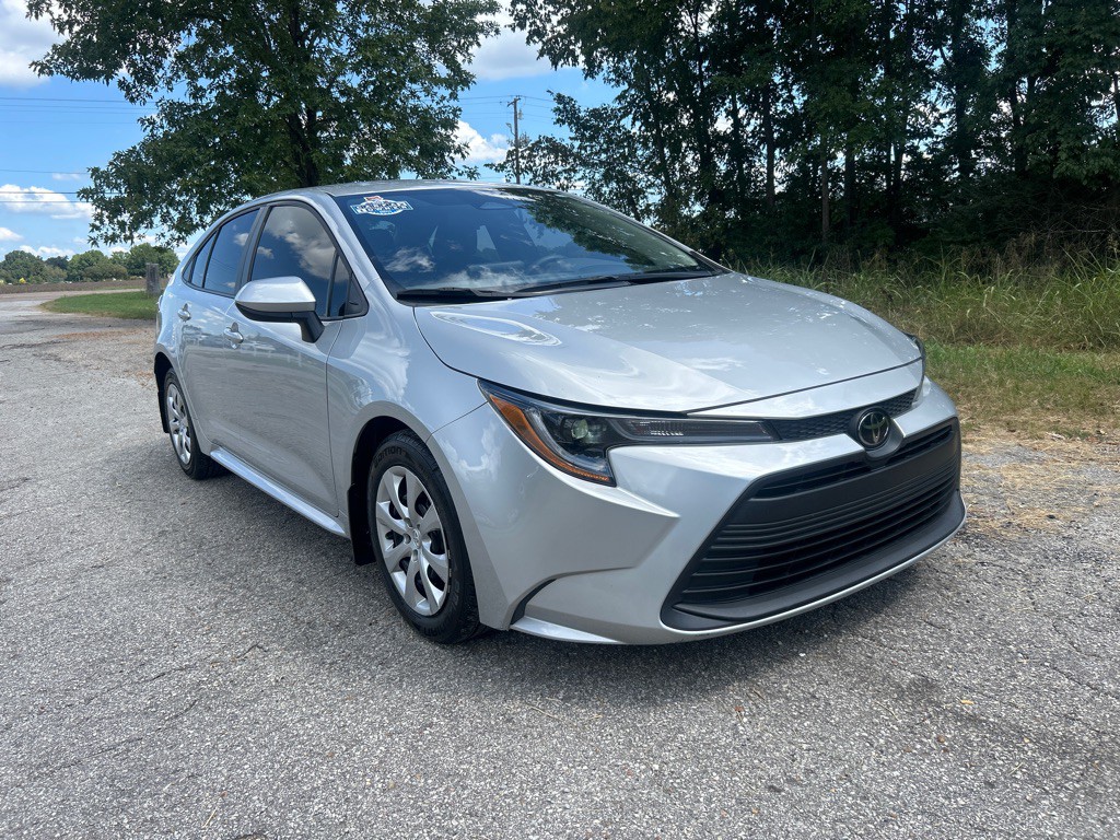 2024 Toyota Corolla Image 1