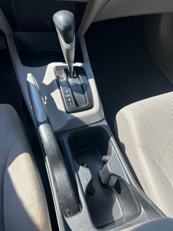 2012 Honda Civic Image 12