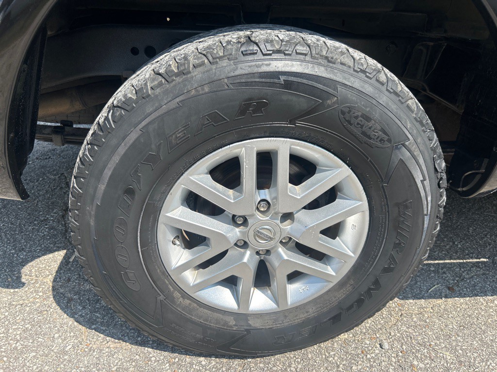 2019 Nissan Frontier Image 19