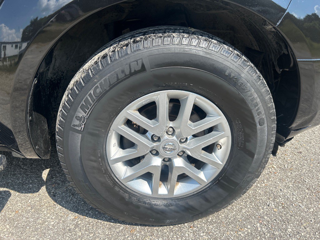 2019 Nissan Frontier Image 20