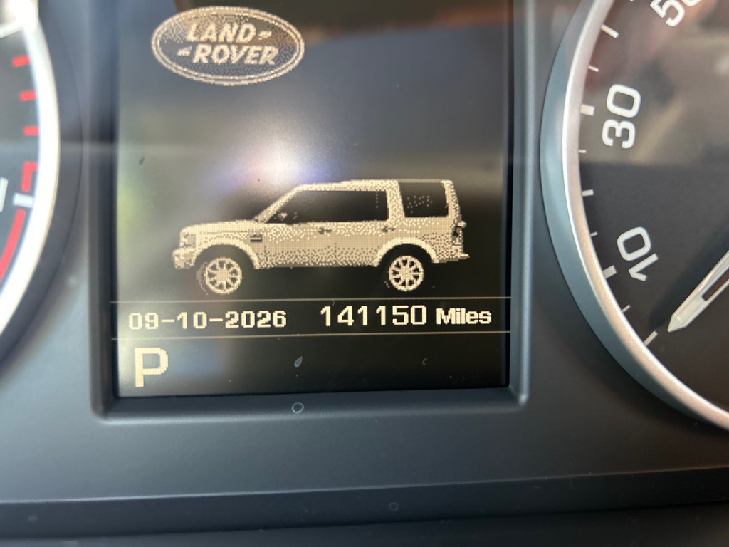 2012 Land Rover LR4 Image 10