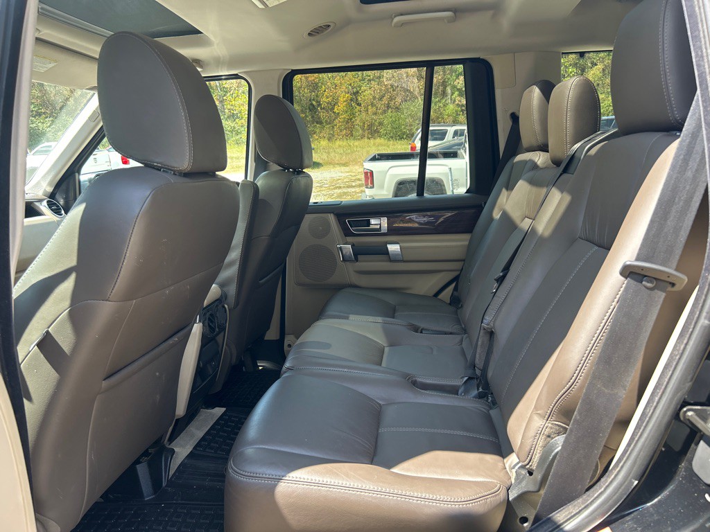 2012 Land Rover LR4 Image 18