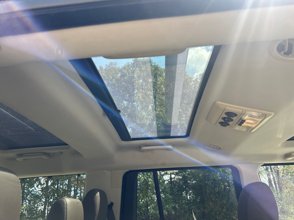 2012 Land Rover LR4 Image 21